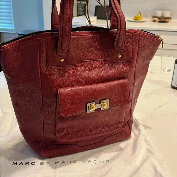 Marc Jacobs Handbag - Picture 3 of 14